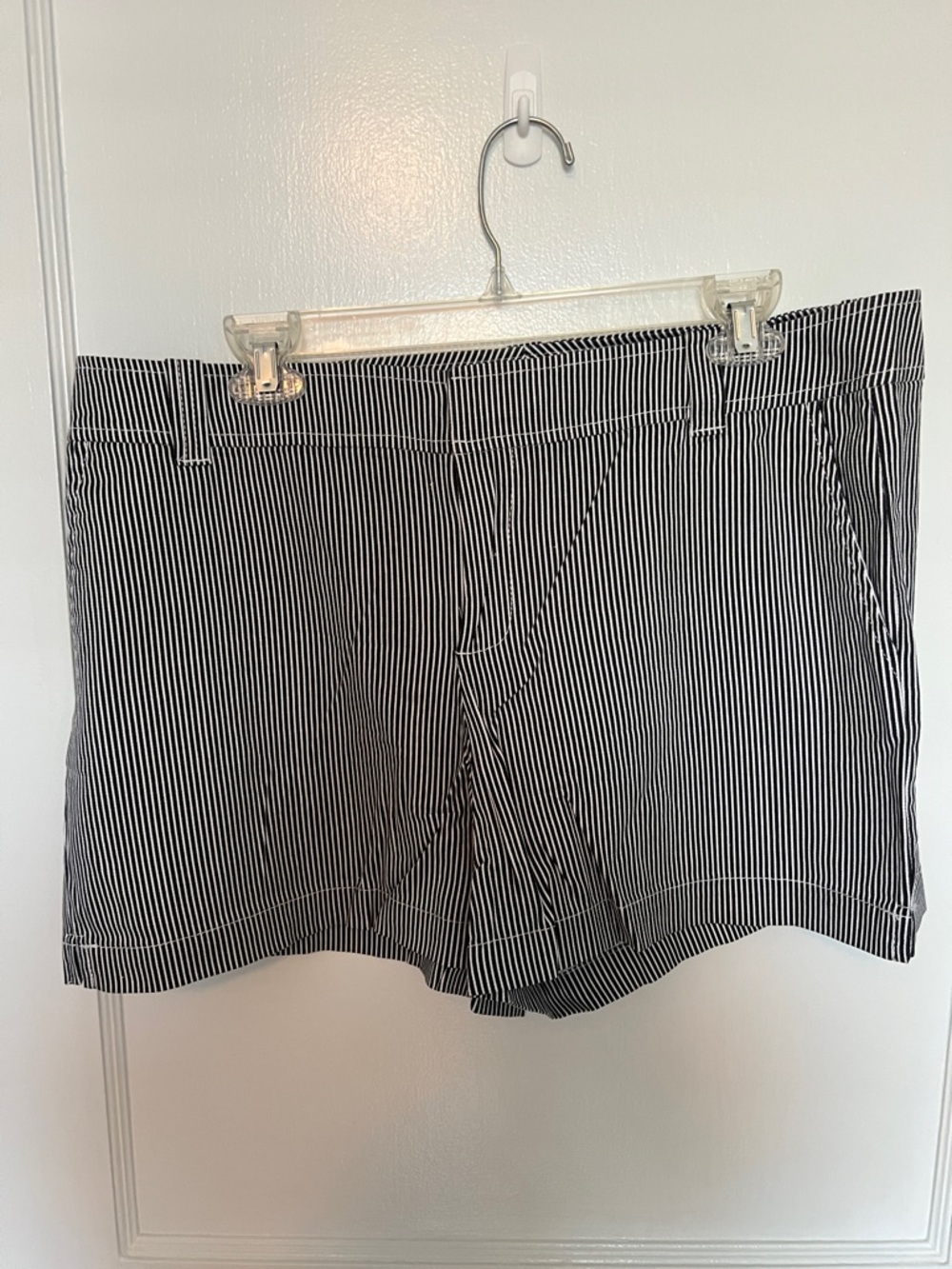 New York & Company Black and White Pinstripe Women’s Shorts
